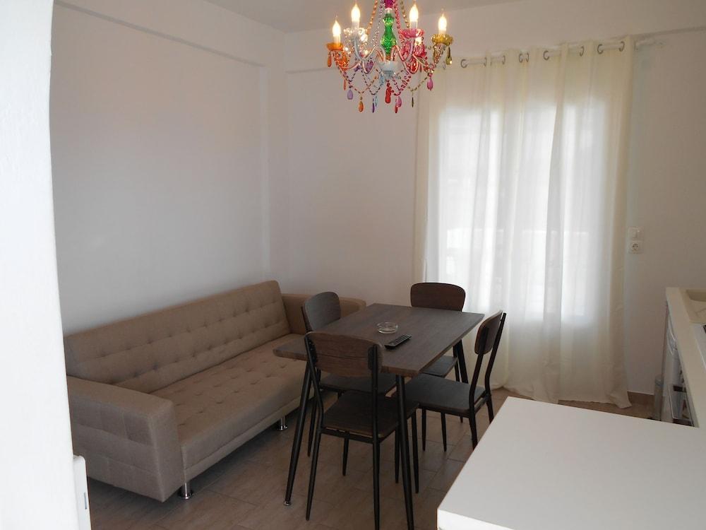Dahlia Apartments And Studios Алики Экстерьер фото