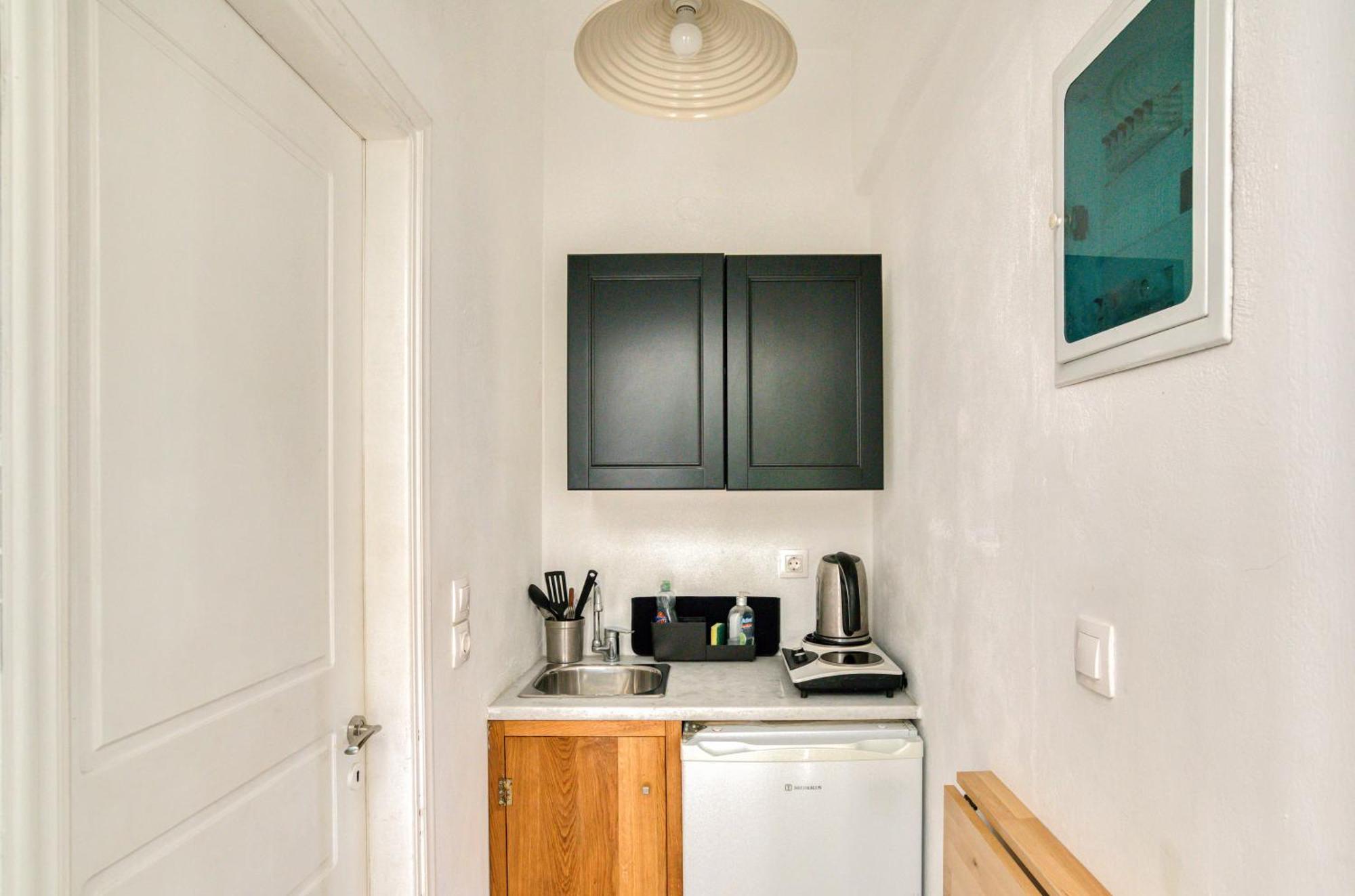 Dahlia Apartments And Studios Алики Экстерьер фото