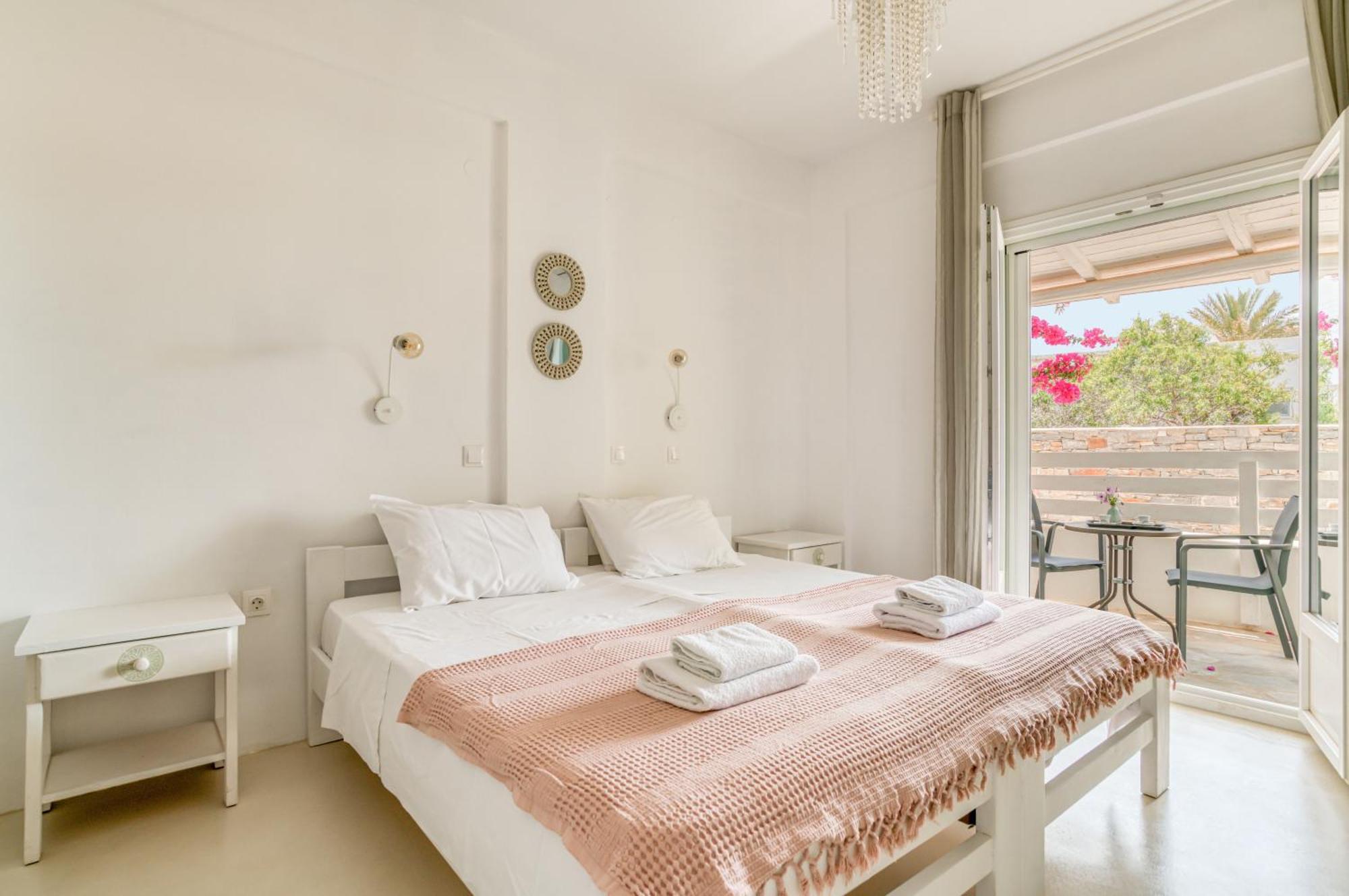 Dahlia Apartments And Studios Алики Экстерьер фото